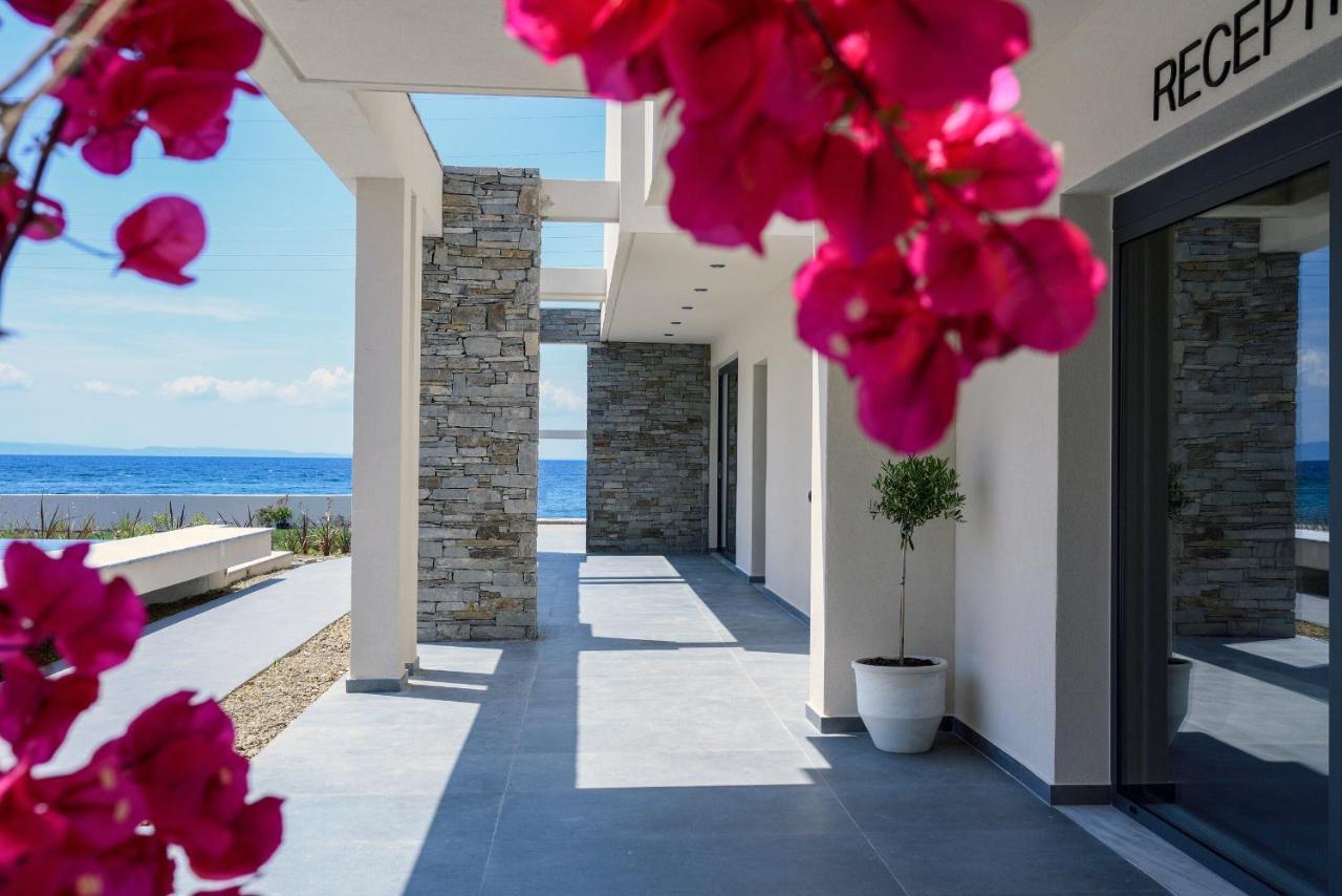 Amyntas Seafront Hotel Neos Marmaras Exterior photo