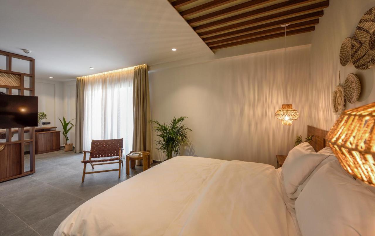 Amyntas Seafront Hotel Neos Marmaras Exterior photo